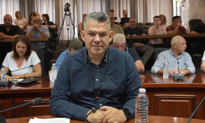 Δ. Λαρισαίων: Τον Νοέμβριο θα επαναλειτουργήσουν οι βυθιζόμενες μπάρες