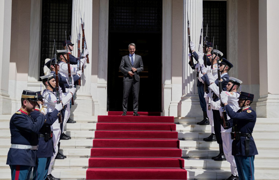 Κυριάκος Μητσοτάκης: Το δίλημμα μεταξύ σταθερότητας και εκτροχιασμού απέναντι στη «Βαβέλ» της αντιπολίτευσης