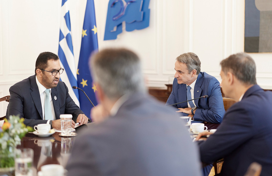 Μητσοτάκης με τον υπουργό Βιομηχανίας και Προηγμένης Τεχνολογίας των ΗΑΕ σε τετ α τετ
