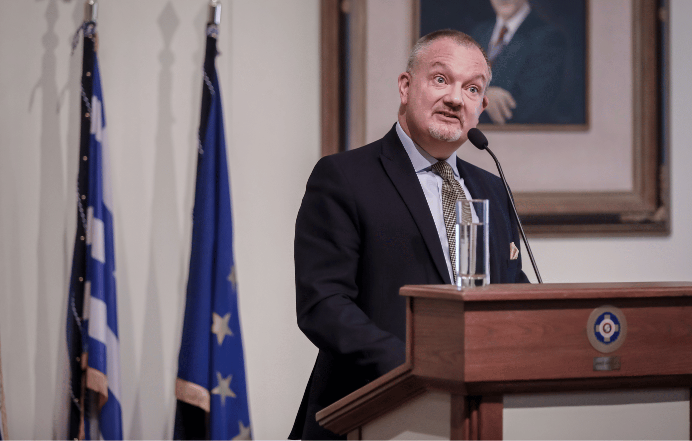 Μάθιου Λοτζ, ο Βρετανός πρέσβης που ερωτεύτηκε την Ελλάδα, αποχαιρετά τη χώρα μας τον Σεπτέμβριο