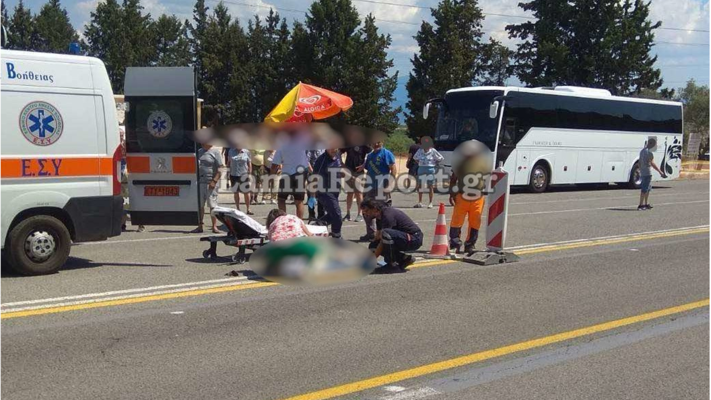 Αμερικανίδα τουρίστρια παρασύρθηκε από ΙΧ στις Θερμοπύλες όταν θέλησε να δει από κοντά το άγαλμα του Λεωνίδα