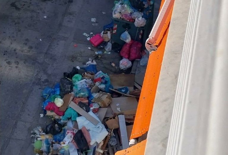 Δήμος Θεσσαλονίκης: μήνυση κατ’ αγνώστων για παράνομη εναπόθεση ογκωδών