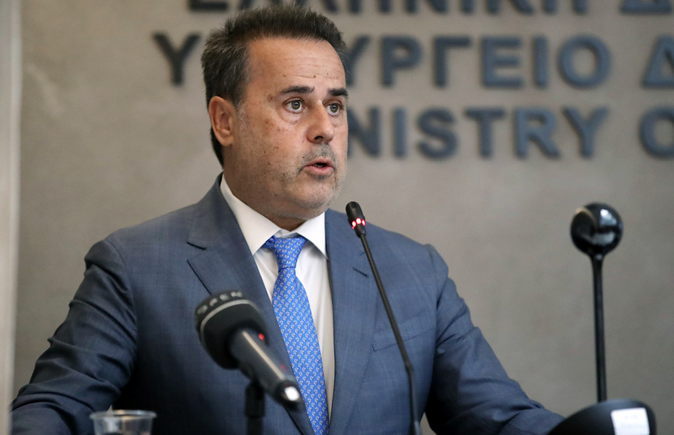 Σταύρος Παπασταύρου για την εμπρηστική επίθεση στη Θεσσαλονίκη: Η τυφλή και ωμή βία δεν τρομοκρατεί τη Δημοκρατία ούτε τη Νέα Δημοκρατία