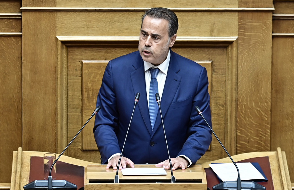 Παπασταύρου στη Βουλή: Όποιος λέει «όχι» στο νομοσχέδιο για το νερό λέει ταυτόχρονα «ναι» στα πεπαλαιωμένα δίκτυα