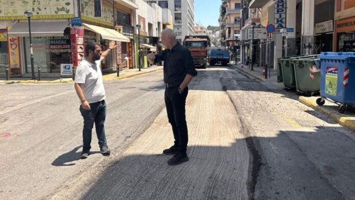 Δήμαρχος Πειραιά: αυτοψία σε εργασίες ασφαλτοστρώσεων