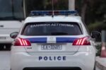 Νίκαια: Υπάλληλος καταδίωξε με σφουγγαρίστρα ληστή που την απείλησε με όπλο