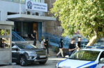 Κατάρρευση πολυκατοικίας στα Πετράλωνα: Στα δικαστήρια της Ευελπίδων οι 5 συλληφθέντες
