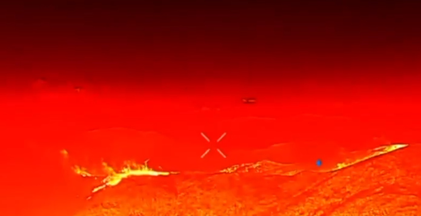 Πλάνα από το συντονιστικό και τα drones της Πυροσβεστικής στα μέτωπα στη χώρα