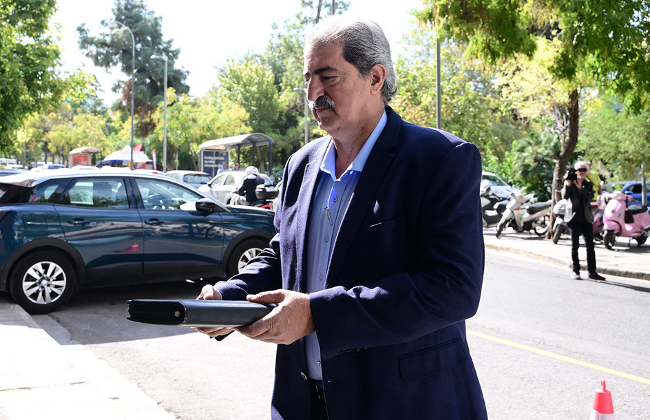 Πολάκης για παράνομες ενέργειες της αναπληρώτριας γραμματέως και μήνυμα ότι η Κεντρική Επιτροπή θα διεξαχθεί