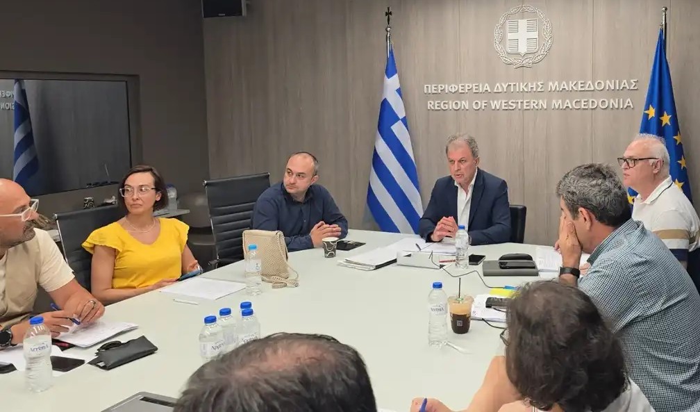 Σύσκεψη για την ίδρυση υδατοδρομίων στη Δυτ. Μακεδονία με τον Δήμαρχο Πρεσπών