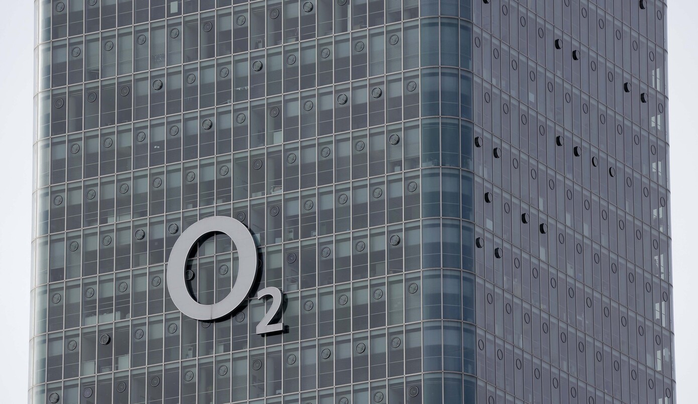 O2 Telefónica ετοιμάζεται για περικοπές τουλάχιστον 1.000 θέσεων εργασίας
