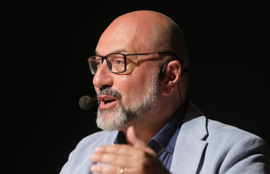 Σάκης Αρναούτογλου: Ο νόμος είναι ισχυρότερος από κάθε εξουσία