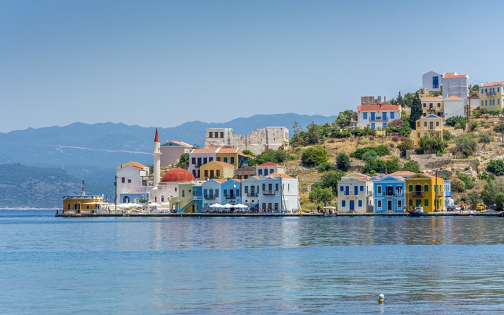 ΙΣΑ: Αγανάκτηση και προβληματισμός για τη σύλληψη αγροτικού ιατρού στο Καστελόριζο