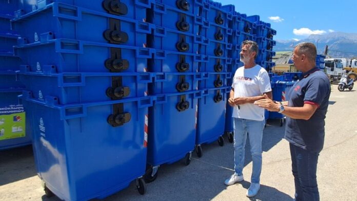 Περιφέρεια Αττικής: Παραλαβή 312 νέων κάδων από τον Δήμο Σπάρτης