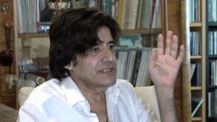 Αλέξης Σταμάτης: Η μάχη με το αλκοόλ και η διάσημη μητέρα του