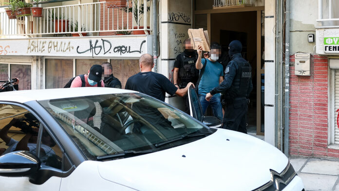 Οι δολοφόνοι της Βάγιας Νέστορα «χτύπησαν» λίγα μέτρα μακριά από το σπίτι της, στο κρησφύγετό τους