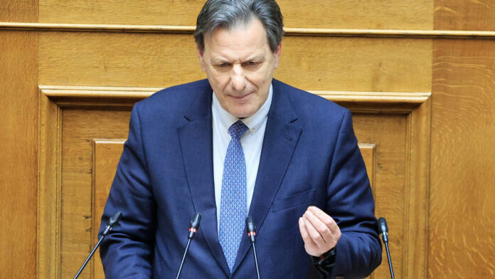 Σκυλακάκης: Να φτιάξουμε ένα Σύνταγμα που θα μιλά εκεί όπου μέχρι σήμερα σιωπούσε