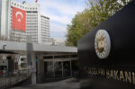 Τουρκία: Αντιδρά στην αναστολή λειτουργίας σχολείων και μιλά για «τουρκική μειονότητα» στη Θράκη