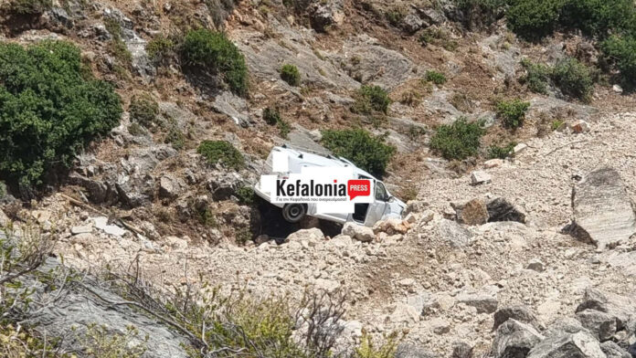 Πατέρας δύο παιδιών νεκρός στην Κεφαλονιά: Έπεσε με το όχημά του σε γκρεμό – Είχε αφήσει σημείωμα αυτοκτονίας