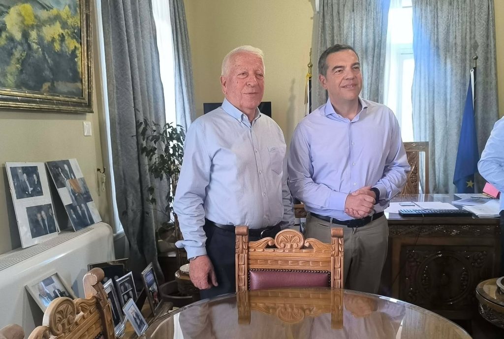 Συνάντηση Κ. Μουτζούρη με τον Αλ. Τσίπρα στην Περιφέρεια Βορείου Αιγαίου