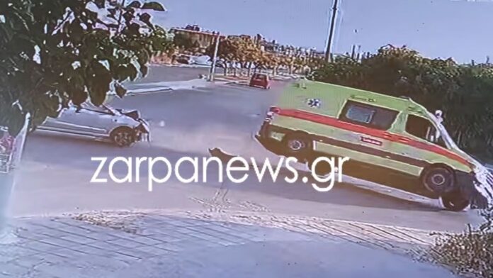 «Έγινε 500 μέτρα από την κεντρική πύλη του νοσοκομείου» Χανίων: Ο διοικητής του περιγράφει το τροχαίο με το ασθενοφόρο