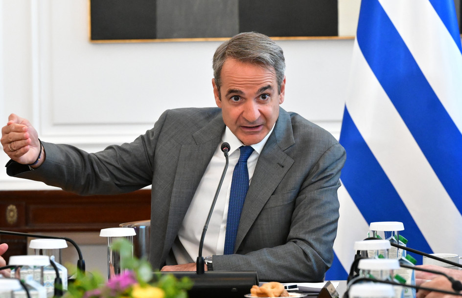 Μητσοτάκης προς υπουργούς: «Βγείτε μπροστά και εξηγήστε στον κόσμο το κυβερνητικό έργο»
