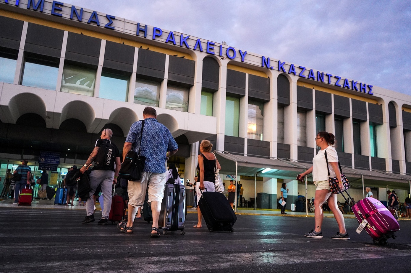 Αεροδρόμιο «Νίκος Καζαντζάκης» Ηρακλείου: Ρεκόρ από την πρώτη μέρα του Αυγούστου, πάνω από 10 εκατ. επιβάτες και φέτος