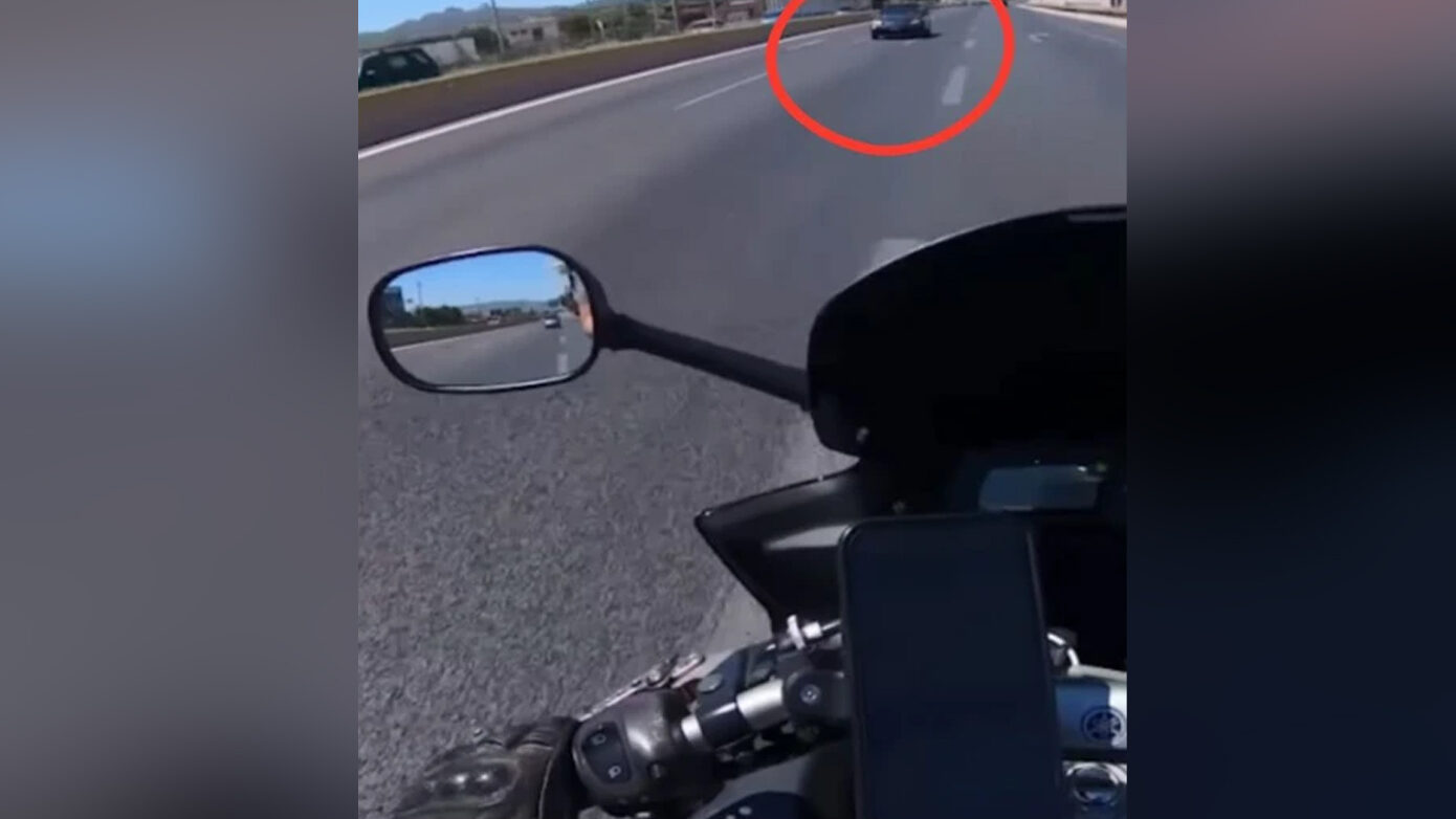 Οδηγός της Mercedes στην Αθηνών-Κορίνθου ταυτοποιήθηκε: 82 ετών, με ληγμένο δίπλωμα, κινούνταν στο αντίθετο ρεύμα