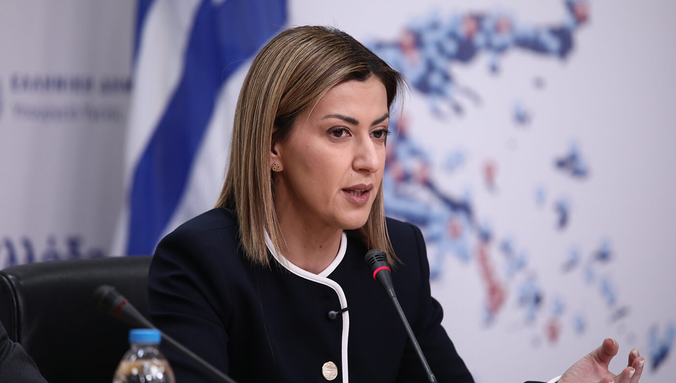Μεγάλη φωτιά στα Μέγαρα: Η αναπληρώτρια υπουργός Υγείας Ειρήνη Αγαπηδάκη και Κινητές Ομάδες Υγείας σε πλήρη ανάπτυξη στον Άγιο Λουκά