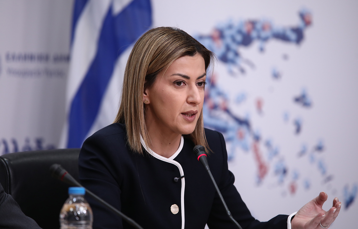 Μεγάλη φωτιά στα Μέγαρα: Η αναπληρώτρια υπουργός Υγείας Ειρήνη Αγαπηδάκη και Κινητές Ομάδες Υγείας σε πλήρη ανάπτυξη στον Άγιο Λουκά
