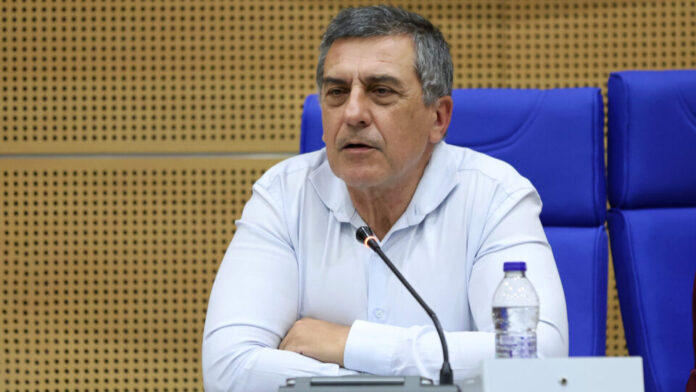 Περιφέρεια Θεσσαλίας: Εκσυγχρονίζει το ΕΚΑΒ με 3 εκατ. ευρώ – Νέο κτίριο στη Λάρισα και 5 νέα ασθενοφόρα