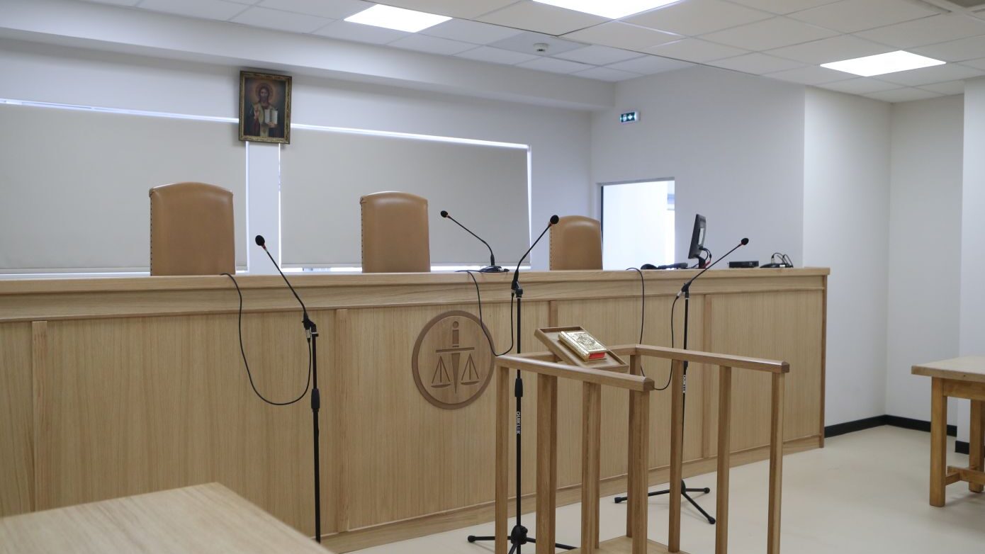55χρονος που είχε κρύψει τη σορό του πατέρα του σε καταψύκτη καταδικάστηκε σε 11 μήνες με αναστολή
