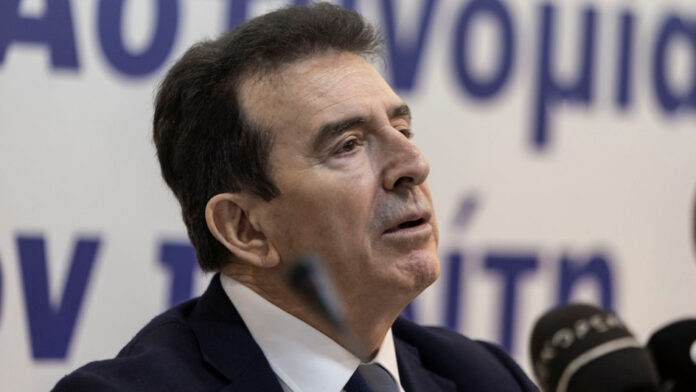 Μ. Χρυσοχοΐδης: Οι παλιές ταυτότητες δεν ισχύουν ουσιαστικά – Πρέπει να αλλάξουν όλοι ταυτότητες
