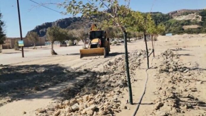 Δήμαρχος Ρόδου: Άμεση παρέμβαση σε παράνομες εργασίες στην παραλία Τσαμπίκα