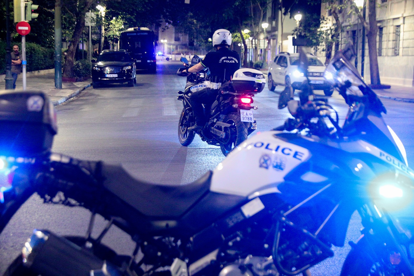 Μητέρα 18χρονου που μαχαιρώθηκε στον Άγιο Δημήτριο: «Πήγε να τον σκοτώσει»