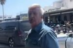 Υπάλληλος στην Πάρο περιγράφει την επίθεση από οδηγό ταξί: Μπορούσε να με έχει σκοτώσει με την τρέλα που πούλαγε