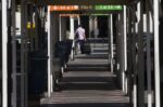 Μεγάλη επιχείρηση με τη συμμετοχή της ΕΛ.ΑΣ. για χρήματα κρυμμένα σε τρόφιμα και παιδικά αντικείμενα