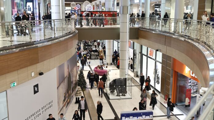 Επαγγελματικά ακίνητα: Επενδύσεις 1,27 δισ. ευρώ στο πρώτο εξάμηνο του 2026, το λιανεμπόριο απορρόφησε πάνω από το 50%