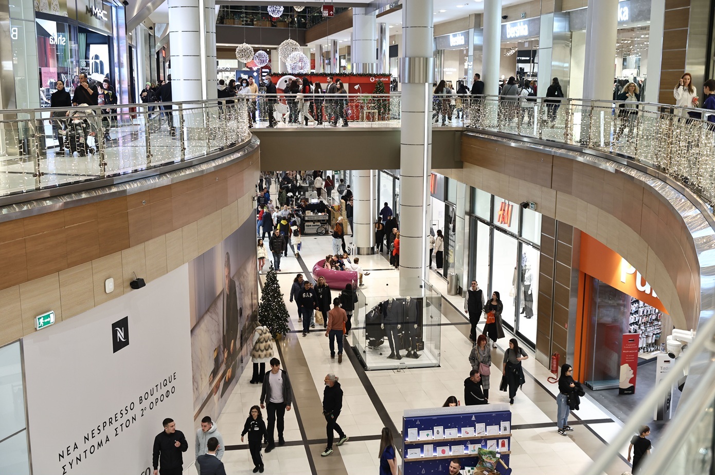 Επαγγελματικά ακίνητα: Επενδύσεις 1,27 δισ. ευρώ στο πρώτο εξάμηνο του 2026, το λιανεμπόριο απορρόφησε πάνω από το 50%