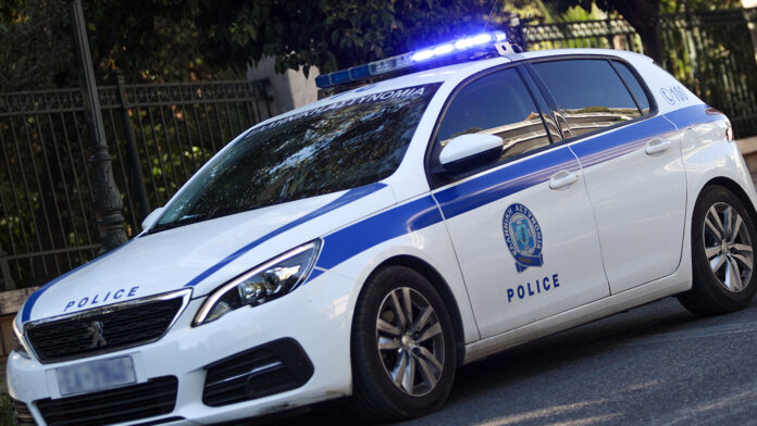 Ευβοία: Η σύζυγός του βρέθηκε με τον εραστή της, αφού εκείνος κατήγγειλε ότι κρατούνταν όμηρος