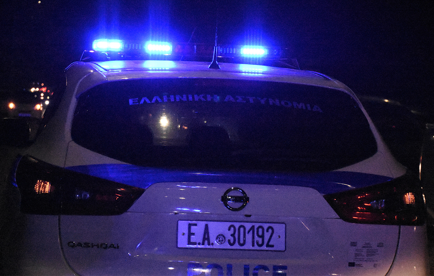 Σορός άνδρα εντοπίστηκε στο πίσω κάθισμα αυτοκινήτου στα Άνω Λιόσια, έφερε τραύμα στο κεφάλι