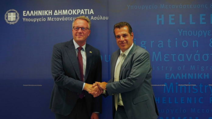 Πλεύρης: Συνάντηση με τον Δανό υπουργό Μετανάστευσης
