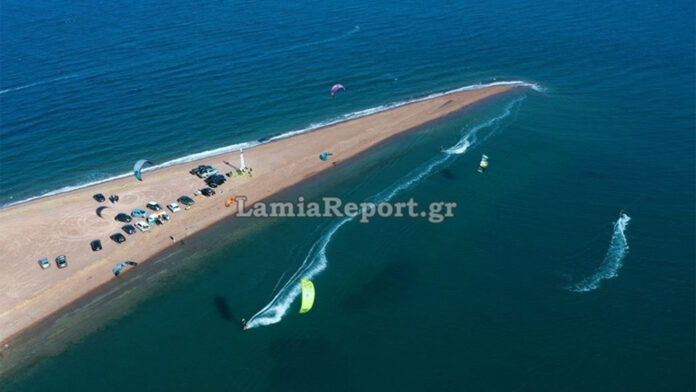 Κitesurfer στις Ράχες ανασύρθηκε αναίσθητος από το νερό με κατάγματα, έχοντας καταπιεί πολύ νερό – Βίντεο με τους συναθλητές που τον έσωσαν