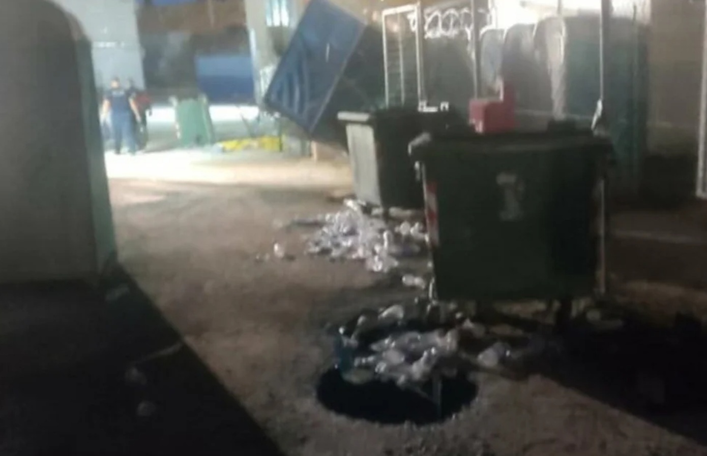 Νέα εξέγερση μεταναστών στη Δομή Σιντικής Σερρών – Σχεδόν διέλυσαν τον τελευταίο φράχτη