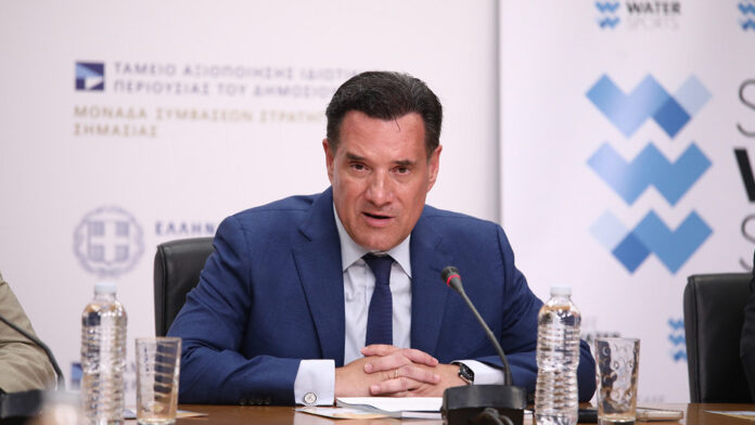 Ά. Γεωργιάδης για την πτώση σοβά σε κλειστό γραφείο του Βενιζέλειου Νοσοκομείου: Ρε παιδιά, τα ντουβάρια χρειάζονται τελικά ή δεν έχουν αξία;