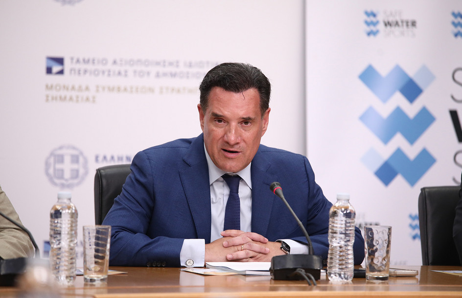 Ά. Γεωργιάδης για την πτώση σοβά σε κλειστό γραφείο του Βενιζέλειου Νοσοκομείου: Ρε παιδιά, τα ντουβάρια χρειάζονται τελικά ή δεν έχουν αξία;