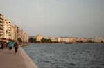 Θεσσαλονίκη: Τρία μεγάλα έργα με χρηματοδότηση από το ΕΣΠΑ – Το ξύλινο ντεκ στην παλιά παραλία