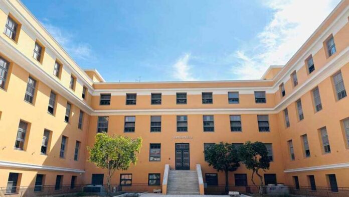 Δημοτική αρχή Πατρέων: Απάντηση στην παράταξη «Σπιραλ» για τις συγχωνεύσεις τμημάτων σχολείων
