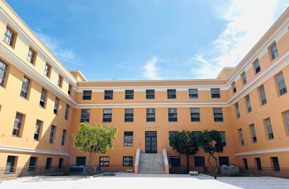Δημοτική αρχή Πατρέων: Απάντηση στην παράταξη «Σπιραλ» για τις συγχωνεύσεις τμημάτων σχολείων