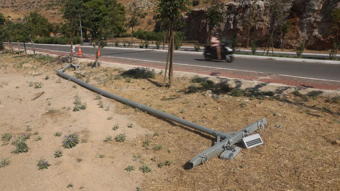 Άνω Λιόσια: Νεκρή 17χρονη, στη ΜΕΘ η συνομήλικη φίλη της μετά από βραδινή βόλτα της παρέας